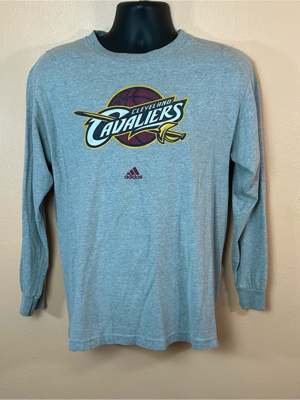 ADIDAS Cleveland Cavaliers Cavs Gray Long Sleeve T-Shirt Adult M